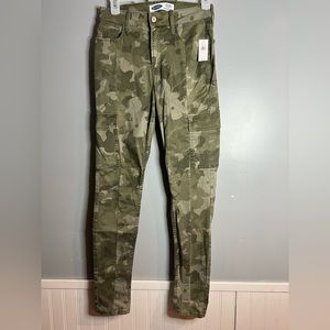 NWT Camo cargo pants